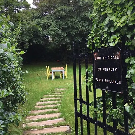 Apartment Village Way *